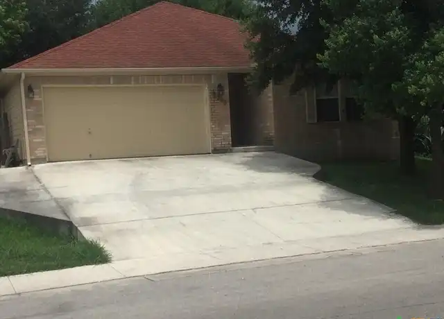 Property at 1140 Hilltop Dr, San Marcos, TX, 78666, 3 beds, 2 baths, [object Object]