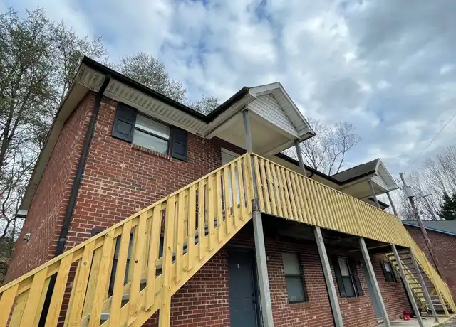 Property at 2570 Green Oaks Ct, Winston Salem, NC, 27107, 2 beds, 1 bath, [object Object]