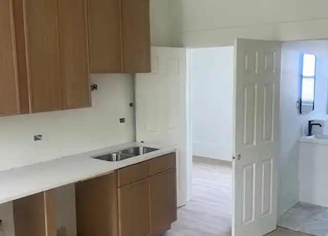 Property at 2301 N Leavitt St Unit 2, Chicago, IL, 60647, 2 beds, 1 bath, [object Object]