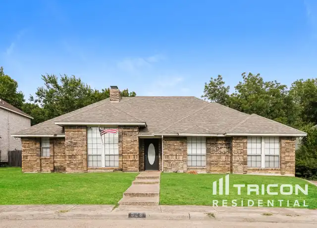 Property at 528 Renee Ln, Desoto, TX, 75115, 4 beds, 2 baths, [object Object]