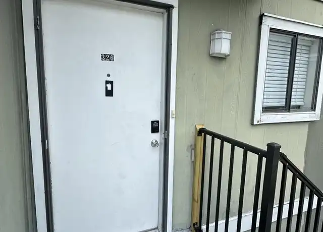 Property at 326 Scottsdale Sq #326, Winter Park, FL, 32792, 2 beds, 1.5 baths, [object Object]