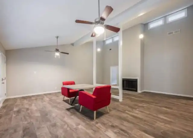 Property at 2201 Willow Creek Dr Unit 1017, Austin, TX, 78741, 1 bed, 1 bath, [object Object]