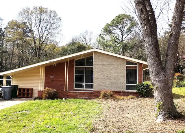 Property at 3219 Connecticut Ave, Charlotte, NC, 28205, 3 beds, 1 bath, [object Object]