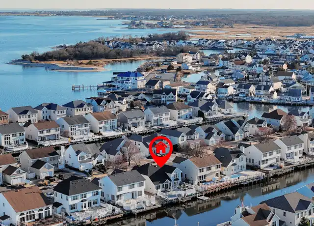 Property at 11 Peaksail Dr, Bayville, NJ, 08721, 5 beds, 3 baths, [object Object]