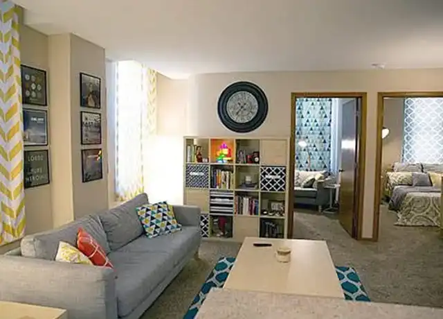 Property at City Pointe LLC - 1913 Farnam St, Omaha, NE, 68102, 2 beds, 1 bath, [object Object]