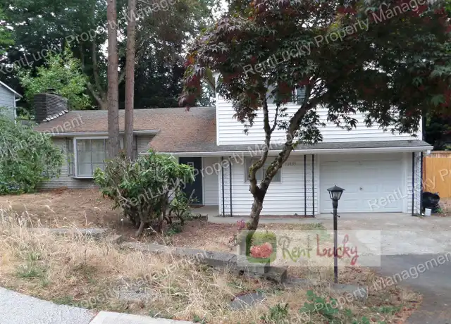 Property at 12835 NE 104th St, Kirkland, WA, 98033, 3 beds, 2 baths, [object Object]