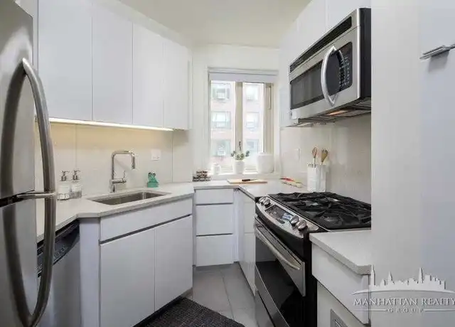 Property at 280 1st Ave Unit 9B, New York, NY, 100091834, 3 beds, 1 bath, [object Object]