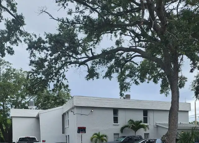 Property at 101 N Fernwood Ave Unit 06, Clearwater, FL, 33765, 1 bed, 1 bath, [object Object]