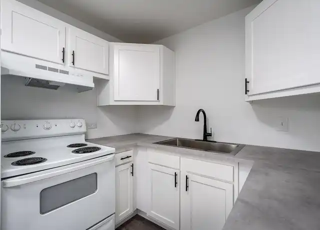 Property at Downtown Square - 431 E Willamette Ave, Colorado Springs, CO, 80903, 2 beds, 1 bath, [object Object]