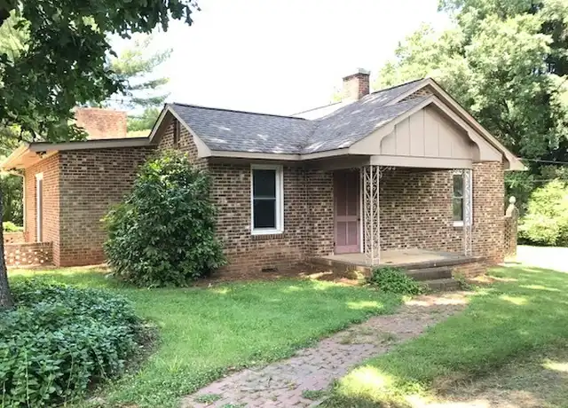 Property at 4153 N Carolina 49 Hwy, Burlington, NC, 27217, 2 beds, 2 baths, [object Object]