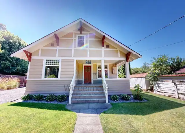 Property at 816 Alvarado Ter, Walla Walla, WA, 99362, 5 beds, 2 baths, [object Object]