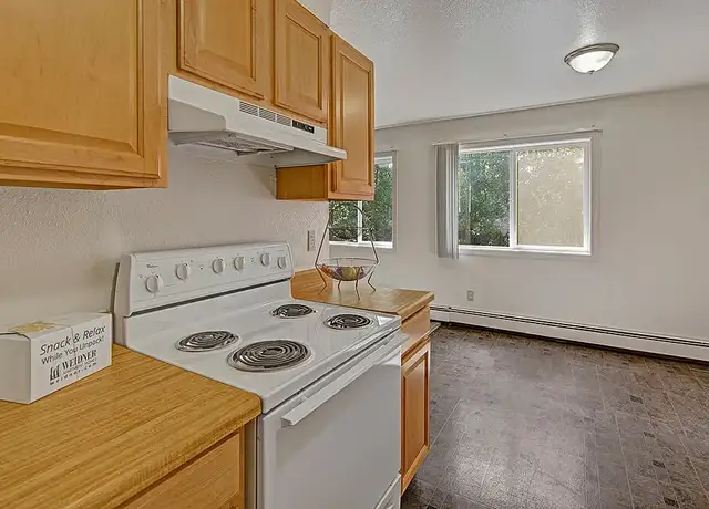 Photo of 1200 Columbine Ct, Anchorage, AK 99508