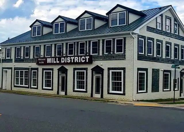Property at 201 Princess Anne St, Fredericksburg, VA, 22401, 2 beds, 2 baths, [object Object]