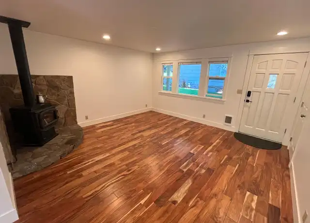 Property at 2034 NW 7th St, Bend, OR, 97703, 3 beds, 1 bath, [object Object]