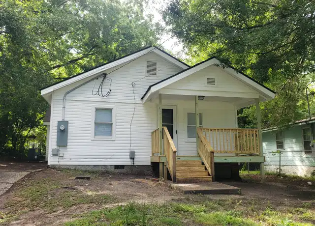 Property at 805 Lakeland St, Fayetteville, NC, 28301, 3 beds, 1.5 baths, [object Object]