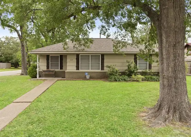 Property at 2122 Althea Dr, Houston, TX, 77018, 2 beds, 1 bath, [object Object]