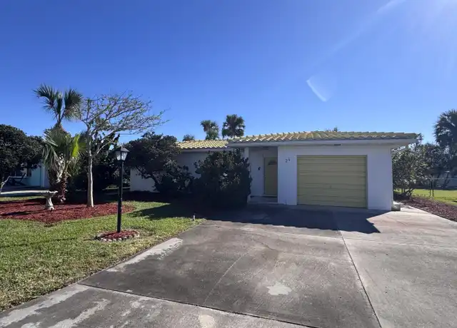 Property at 24 Dolphin Ave, Ormond Beach, FL, 32176, 3 beds, 2.5 baths, [object Object]
