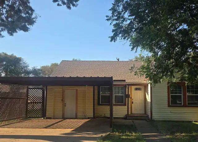 Property at 2612 28th St, Lubbock, TX, 79410, 3 beds, 2 baths, [object Object]