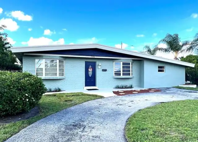 Property at 7101 SW 12th St, Pembroke Pines, FL, 33023, 3 beds, 2 baths, [object Object]