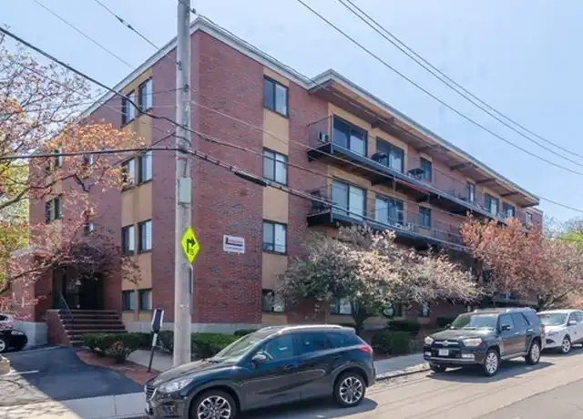 Property at 400 Savin Hill Ave #9, Dorchester, MA, 02125, 2 beds, 1 bath, [object Object]