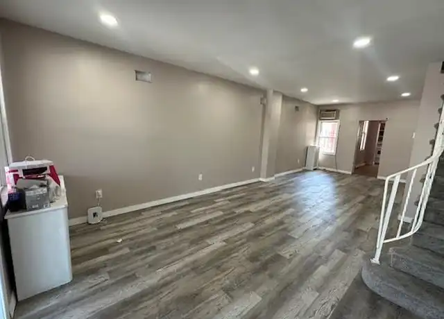 Property at 4807 B St, Philadelphia, PA, 19120, 3 beds, 1 bath, [object Object]
