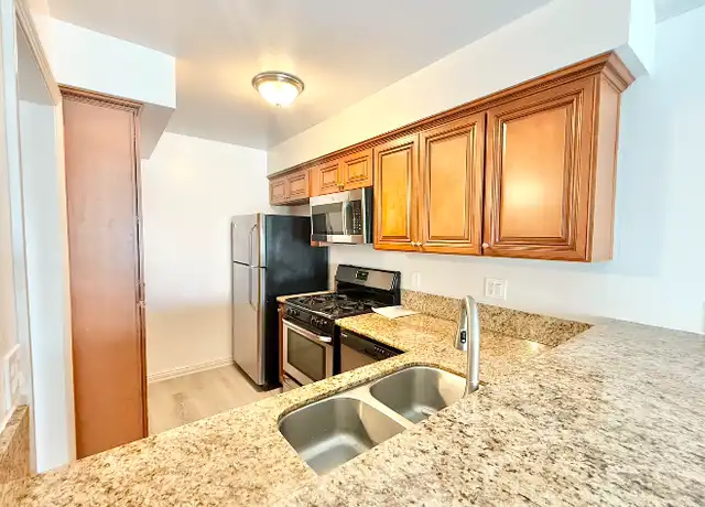 Property at 821 3rd St Unit 305, Santa Monica, CA, 90403, 1 bed, 1 bath, [object Object]