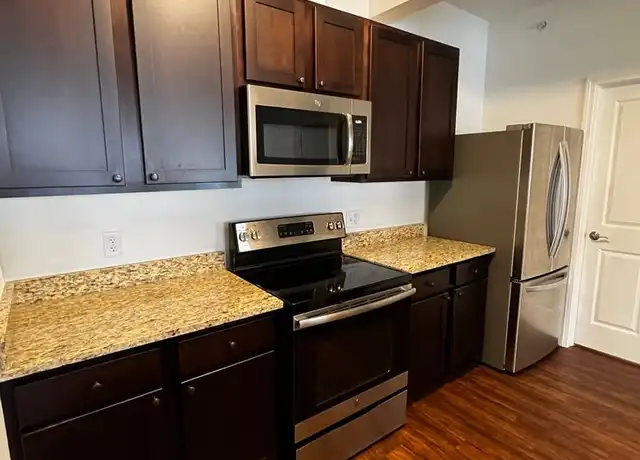 Property at 102 Perimeter Dr Unit 102, Colchester, VT, 05446, 1 bed, 1 bath, [object Object]