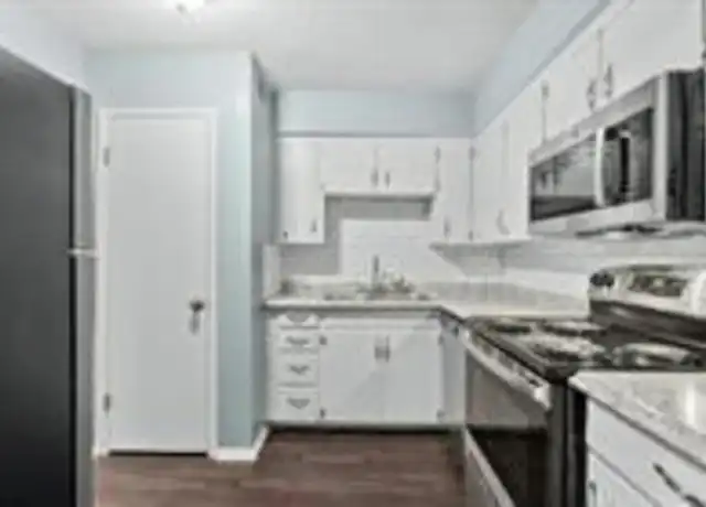 Property at 3 NW O'Brien Rd Unit 23, Lee's Summit, MO, 64063, 2 beds, 1 bath, [object Object]