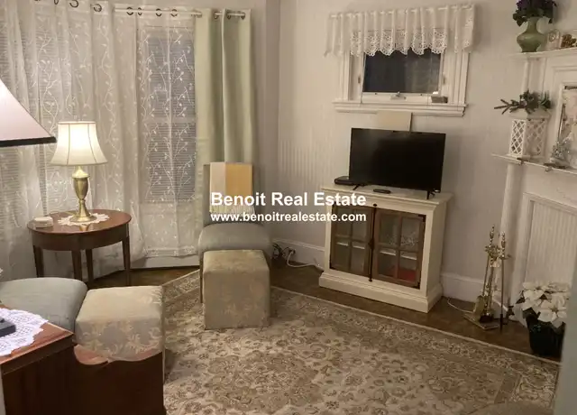 Property at 42 Concord Ave Unit 3, Somerville, MA, 02143, 2 beds, 1 bath, [object Object]