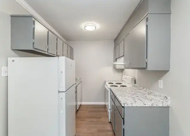 Property at 2720 Holbrook Dr Unit 4, Knoxville, TN, 37918, 1 bed, 1 bath, [object Object]