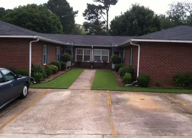 Property at 105 Wynnwood Dr Unit D, Lagrange, GA, 30240, 2 beds, 1 bath, [object Object]