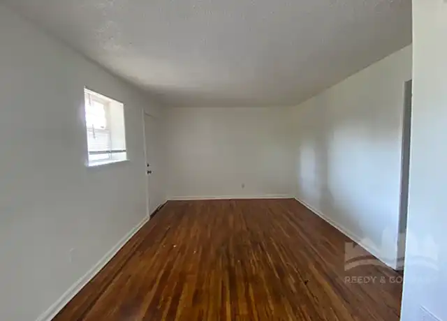 Property at 972 Peabody Ave Unit 6, Memphis, TN, 38104, 2 beds, 1 bath, [object Object]
