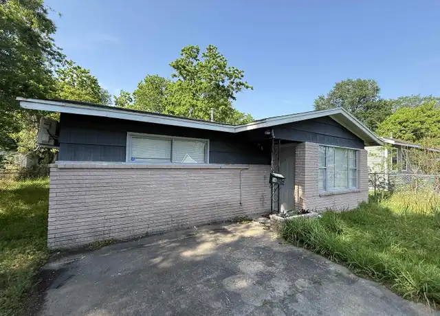 Property at 1640 Parry St, Beaumont, TX, 77703, 2 beds, 1 bath, [object Object]