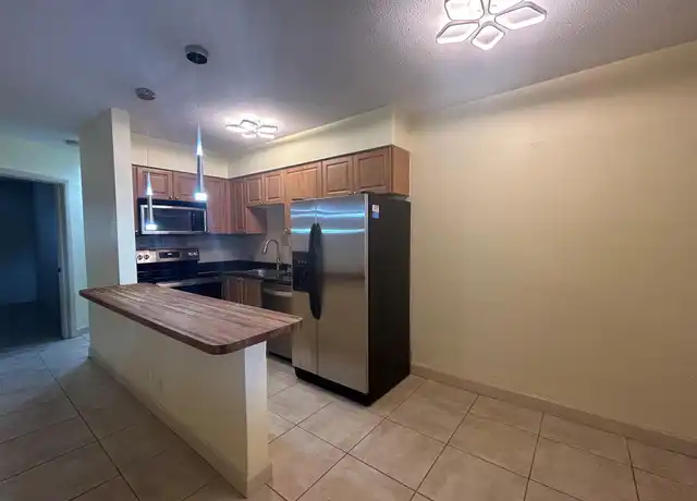 Property at 2607 NE 8th Ave #24, Wilton Manors, FL, 33334, 1 bed, 1 bath, [object Object]