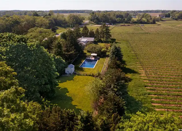 Property at 1100 Alvahs Ln, Cutchogue, NY, 11935, 4 beds, 4 baths, [object Object]