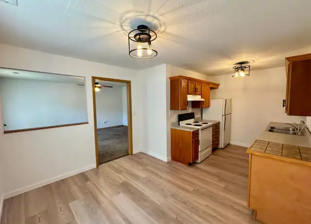 Property at 205 Emerson St Unit 205 Emerson C, Warrensburg, MO, 64093, 3 beds, 2 baths, [object Object]