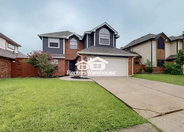 Property at 2410 Brooke Ct, Carrollton, TX, 75006, 3 beds, 2.5 baths, [object Object]