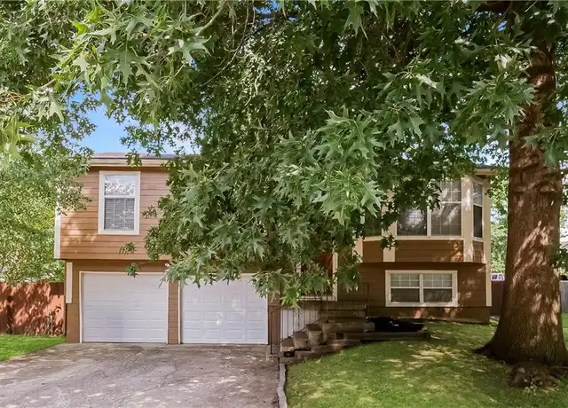 Property at 536 N Cedar St, Gardner, KS, 66030, 3 beds, 1 bath, [object Object]