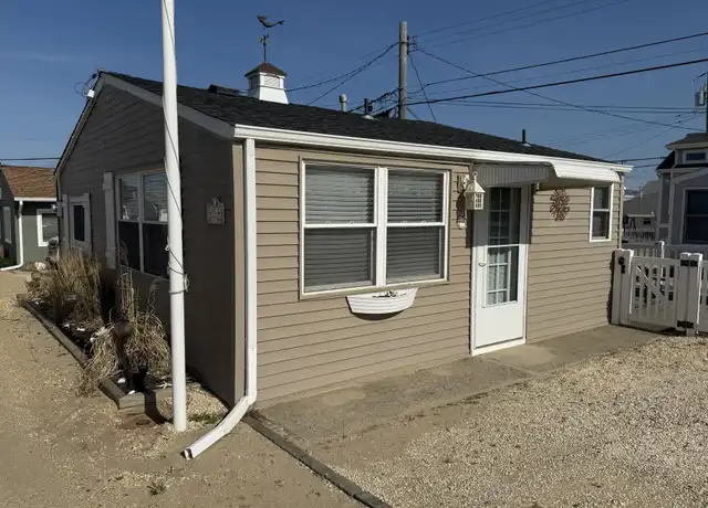 Property at 24 E Amber Jack Way, Lavallette, NJ, 08735, 2 beds, 1 bath, [object Object]