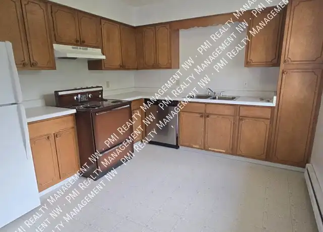 Property at 635 6th St W Unit 7, Kalispell, MT, 59901, 2 beds, 1 bath, [object Object]