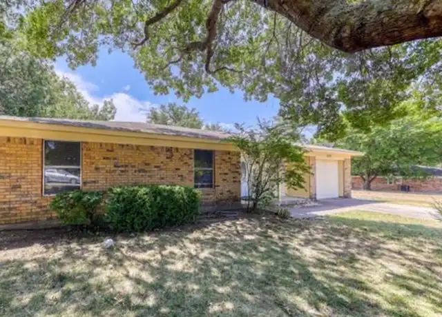 Property at 205 James St, Aledo, TX, 76008, 3 beds, 2 baths, [object Object]