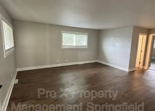Property at 2929 E University St Unit 3, Springfield, MO, 65804, 2 beds, 2 baths, [object Object]