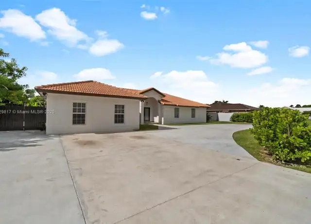 Property at 15862 SW 286th St Unit 2, Homestead, FL, 33033, 2 beds, 2 baths, [object Object]