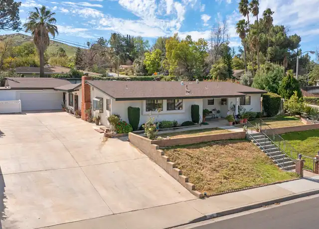 Property at 208 W Broadbent Dr, Riverside, CA, 92507, 5 beds, 3 baths, [object Object]