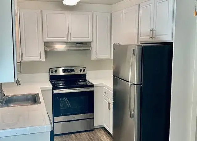 Photo of 2235 California St, Mountain View, CA 94040