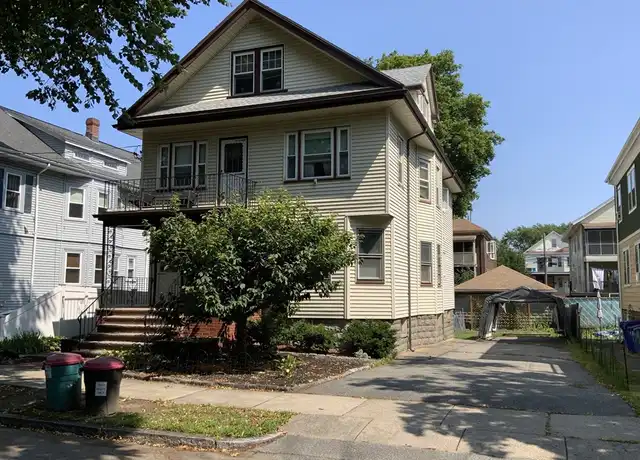 Property at 43 Trowbridge St Unit 1, Arlington, MA, 02474, 2 beds, 1 bath, [object Object]
