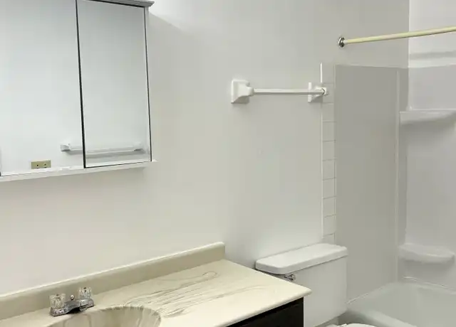 Property at 539 S Wasson Ln Unit 304, River Falls, WI, 54022, 1 bed, 1 bath, [object Object]