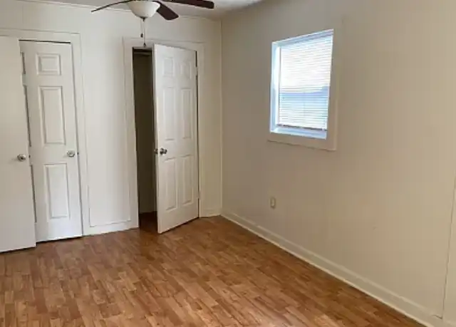 Property at 2107 Placid Dr E Unit 4, College Station, TX, 77845, 1 bed, 1 bath, [object Object]