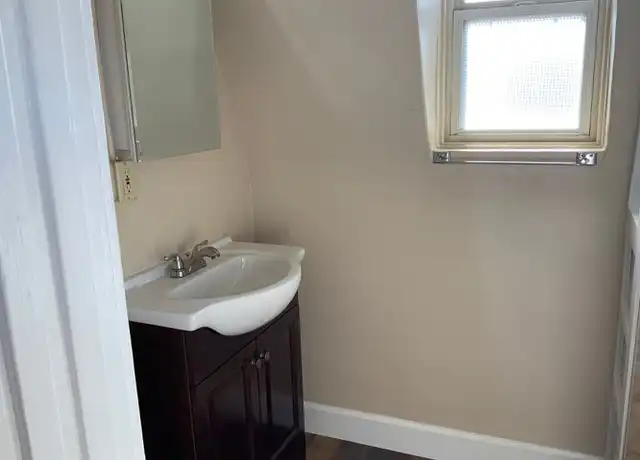 Property at 403 S Main St Apt 9, Sheridan, WY, 82801, 1 bed, 1 bath, [object Object]