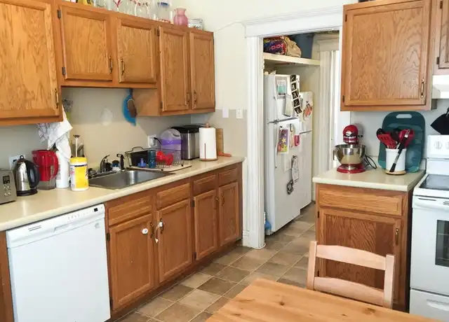Property at 223 Saint Paul St Unit 2, Brookline, MA, 02446, 3 beds, 2 baths, [object Object]